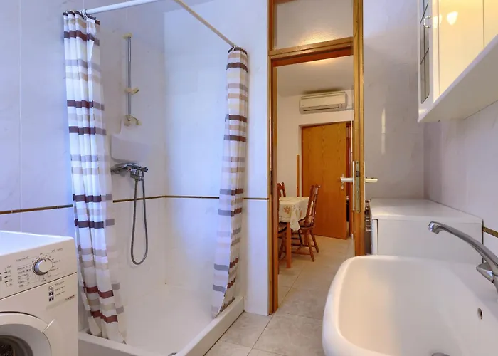 Alba-5 By Interhome *