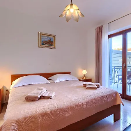 Alba - Roj159 By Interhome * Rovinj