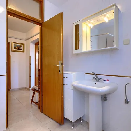 Apartment Alba - Roj159 By Interhome Rovinj