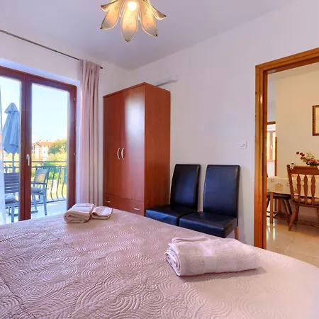 Alba - Roj159 By Interhome Rovinj